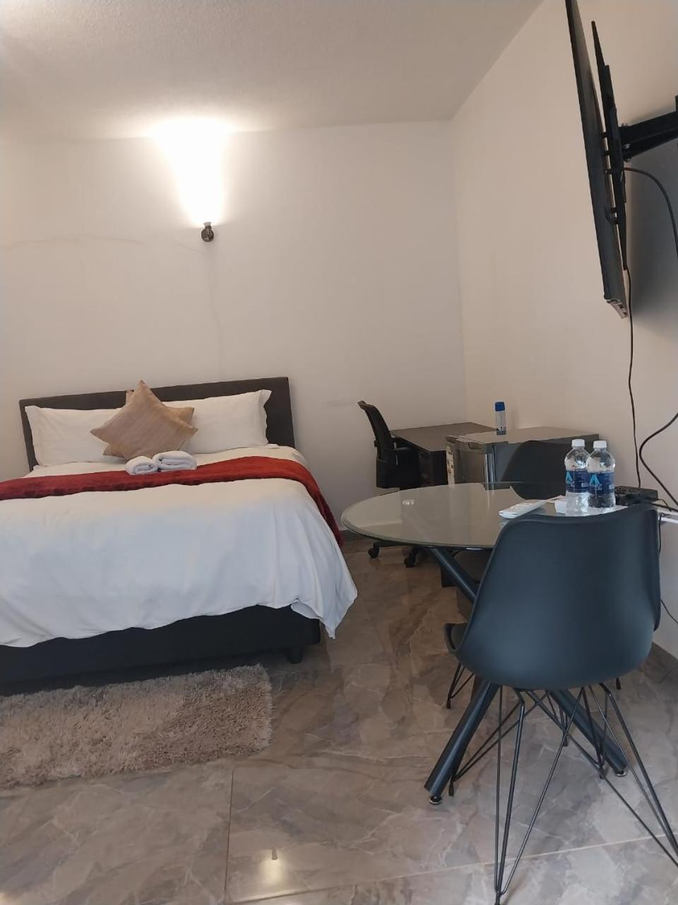 Mt Pleasant Bed And Breakfast Ltd Хараре Экстерьер фото