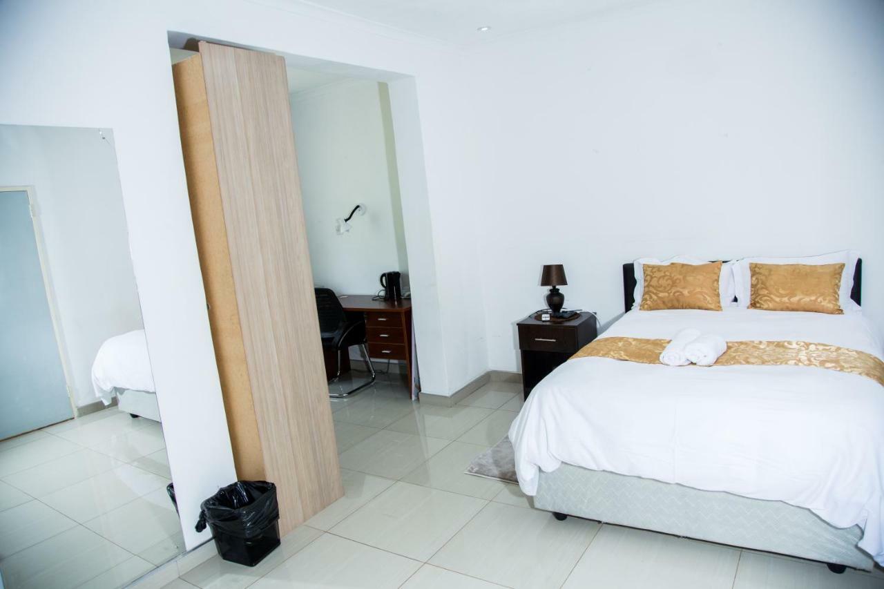 Mt Pleasant Bed And Breakfast Ltd Хараре Экстерьер фото